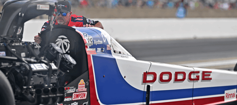Dodge Nitro Charges Into Chicago: Hagan and Pruett Reach Final Four at Route 66image